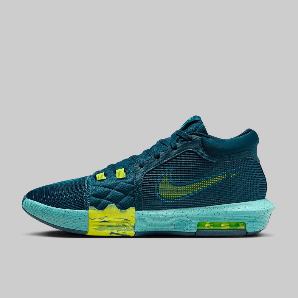 Tenis Nike LeBron Witness 8 Hombre