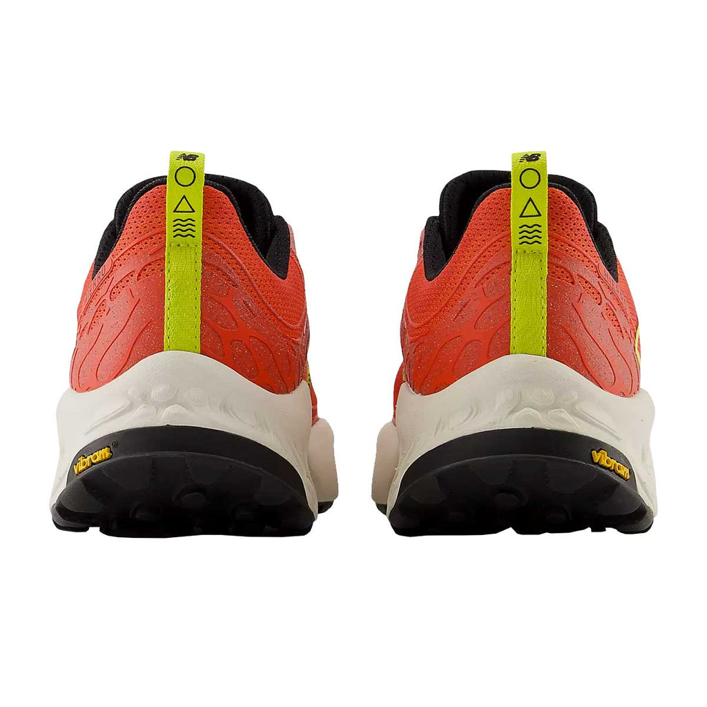 Tenis New Balance Hierro v8 Trail Running Naranja Hombre