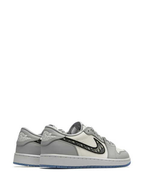 tenis Air Jordan 1 Low de Jordan x Dior