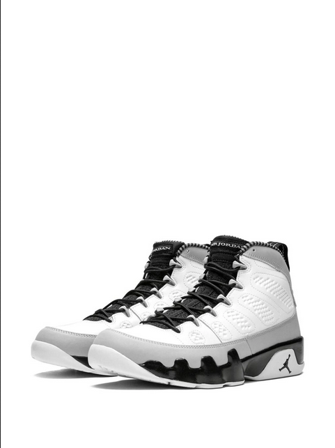 Air Jordan 9 Retro sneakers