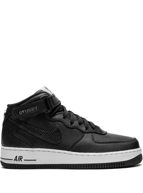 tenis Air Force 1 Mid de Nike x Stüssy