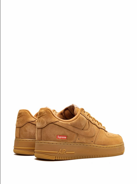 tenis Air Force 1 Low SP "Wheat" de Nike x Supreme