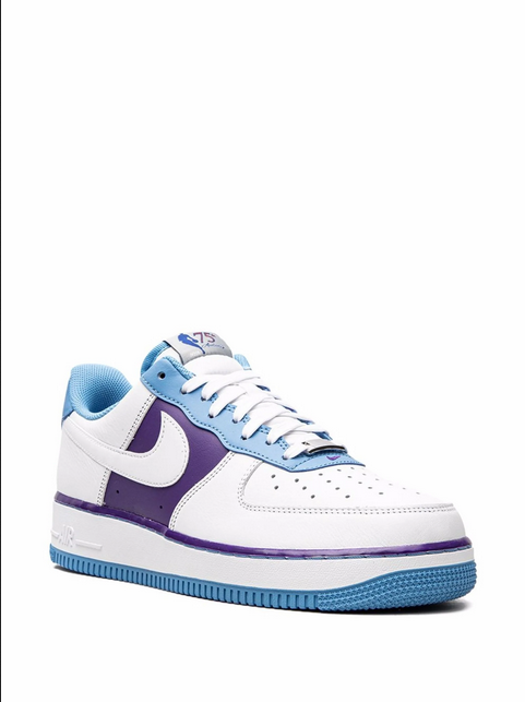 tenis Air Force 1 '07 LV8 de Nike x NBA