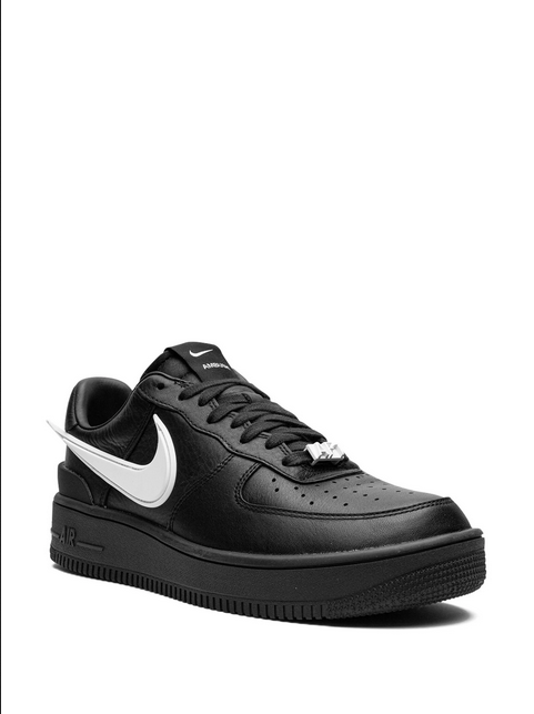 tenis Air Force 1 Low Black de Nike x Ambush