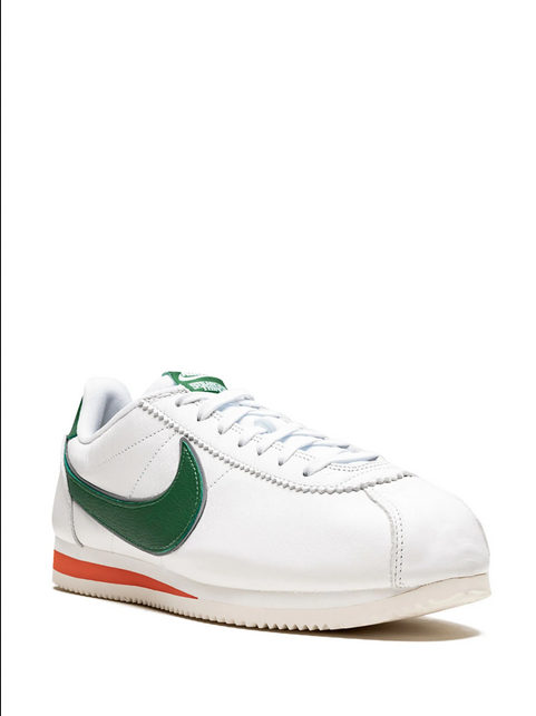 tenis Cortez de Nike x Stranger Things