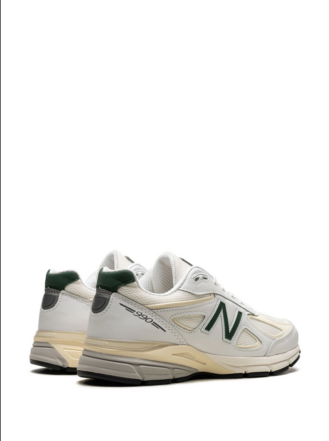 New Balance  tenis 990V4