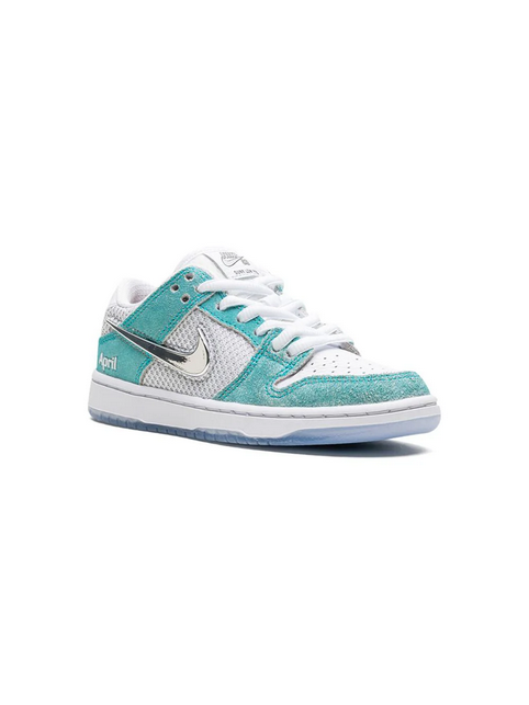 Nike Kids  tenis SB Dunk Low de NIKE KIDS x April Skateboards